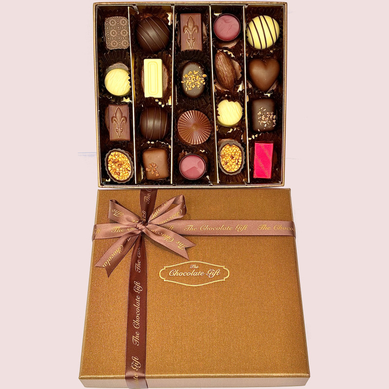 Signature Chocolatier Deluxe Box