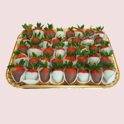 Chocolate Dipped Strawberries Platter