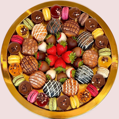 Fruity Gift Signature Platter